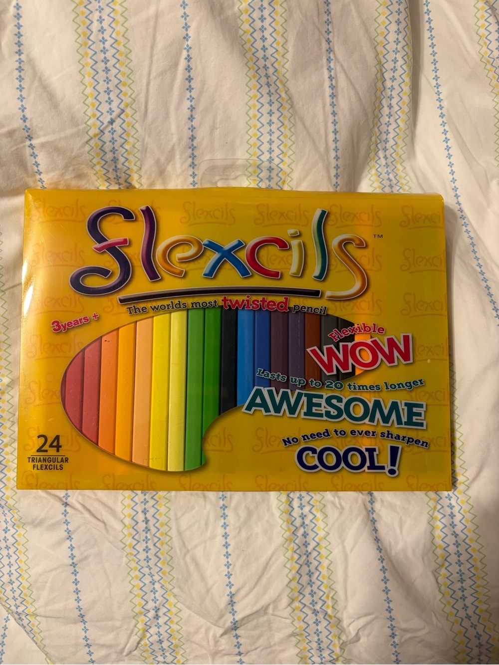NWT Flexcils 24-pack Colored Pencils